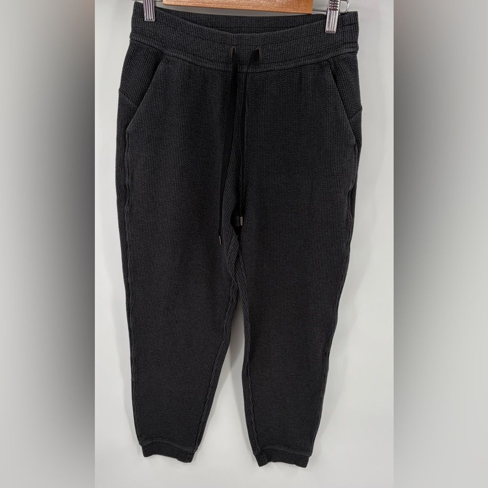 Lululemon women’s ribbed high rise heather black 25” 7/8 jogger performance sz 6